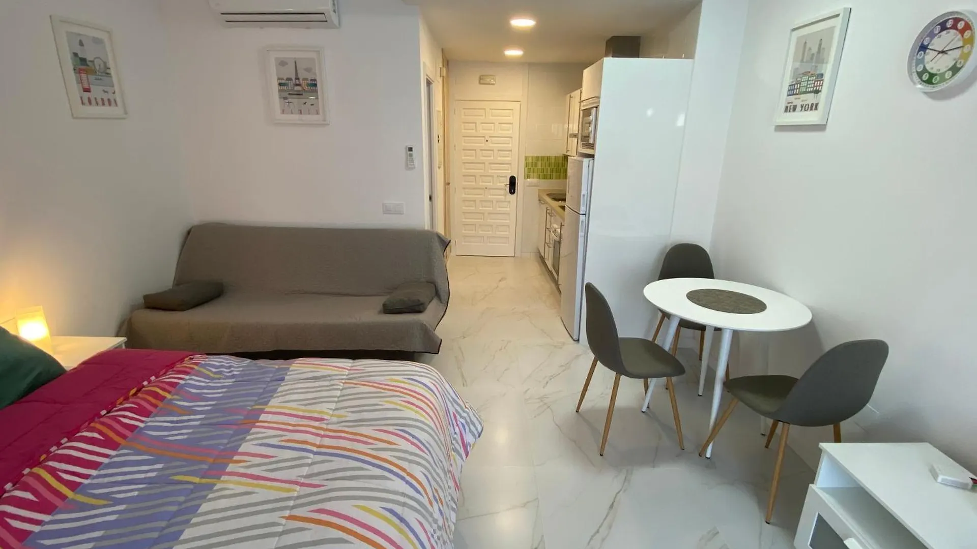 Aparthotel Benalbeach Loft Encatador Benalmadena